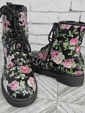 Floral Lace-Up Combat Boots Black Pink Green Womens 9 Target Mossimo Side Zipper